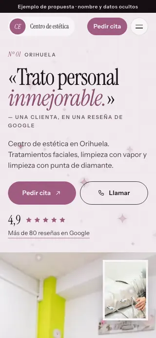 Captura de la web de centro de estética en Orihuela, en el móvil. Nombre y datos ocultos.